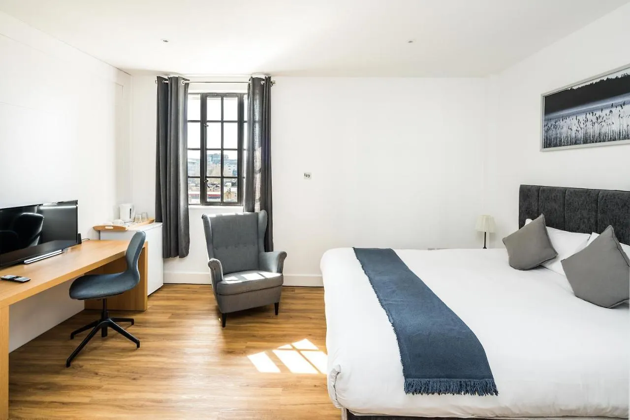 Equitable Hotel London Guest house