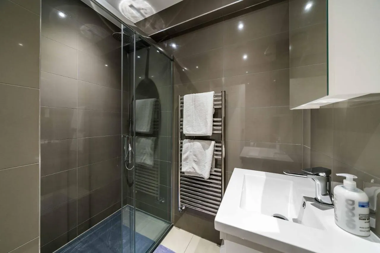 Guest house Equitable Hotel London